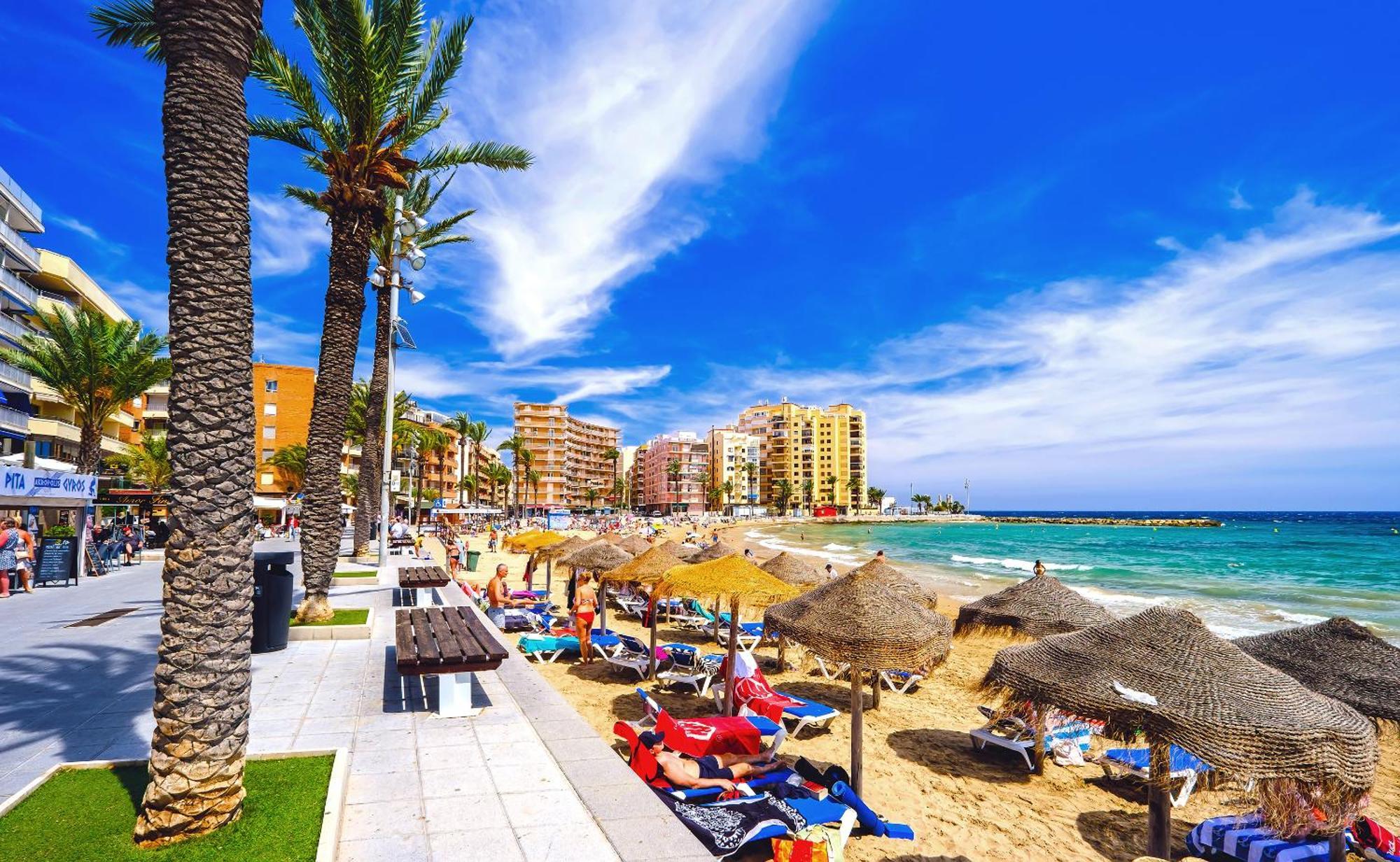 Holiday Royal Suite Concordia Torrevieja Exterior foto