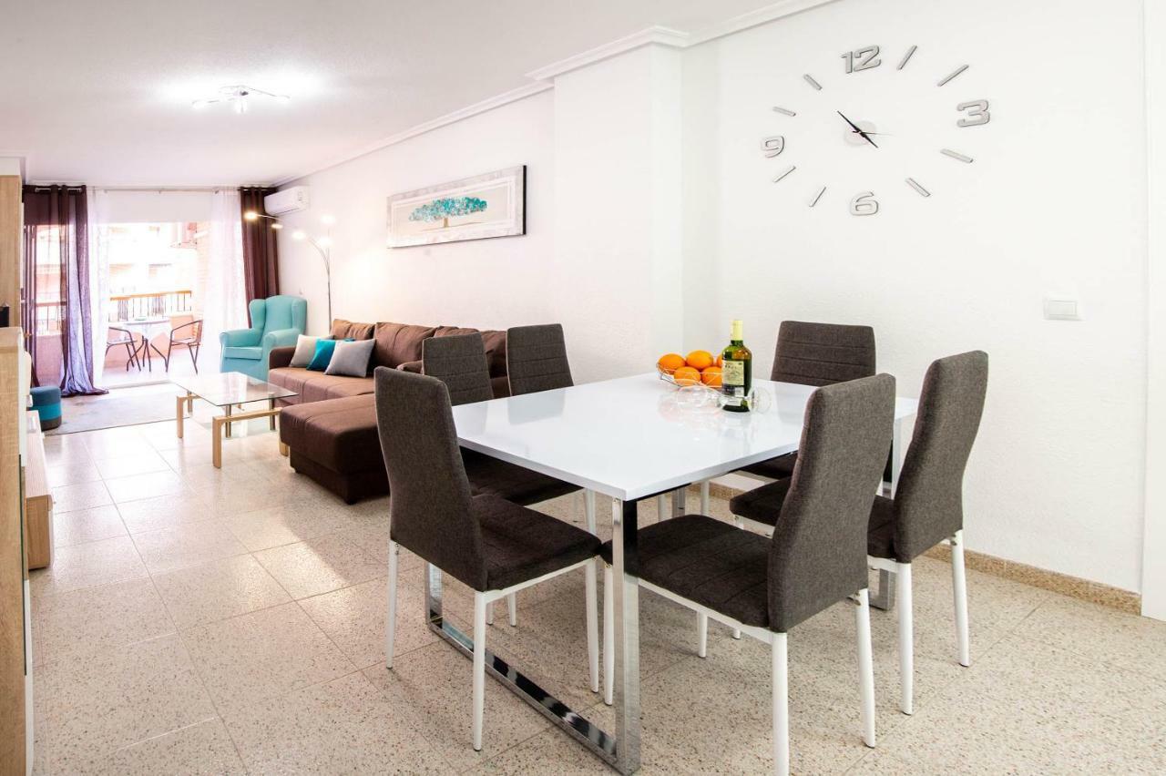 Holiday Royal Suite Concordia Torrevieja Exterior foto